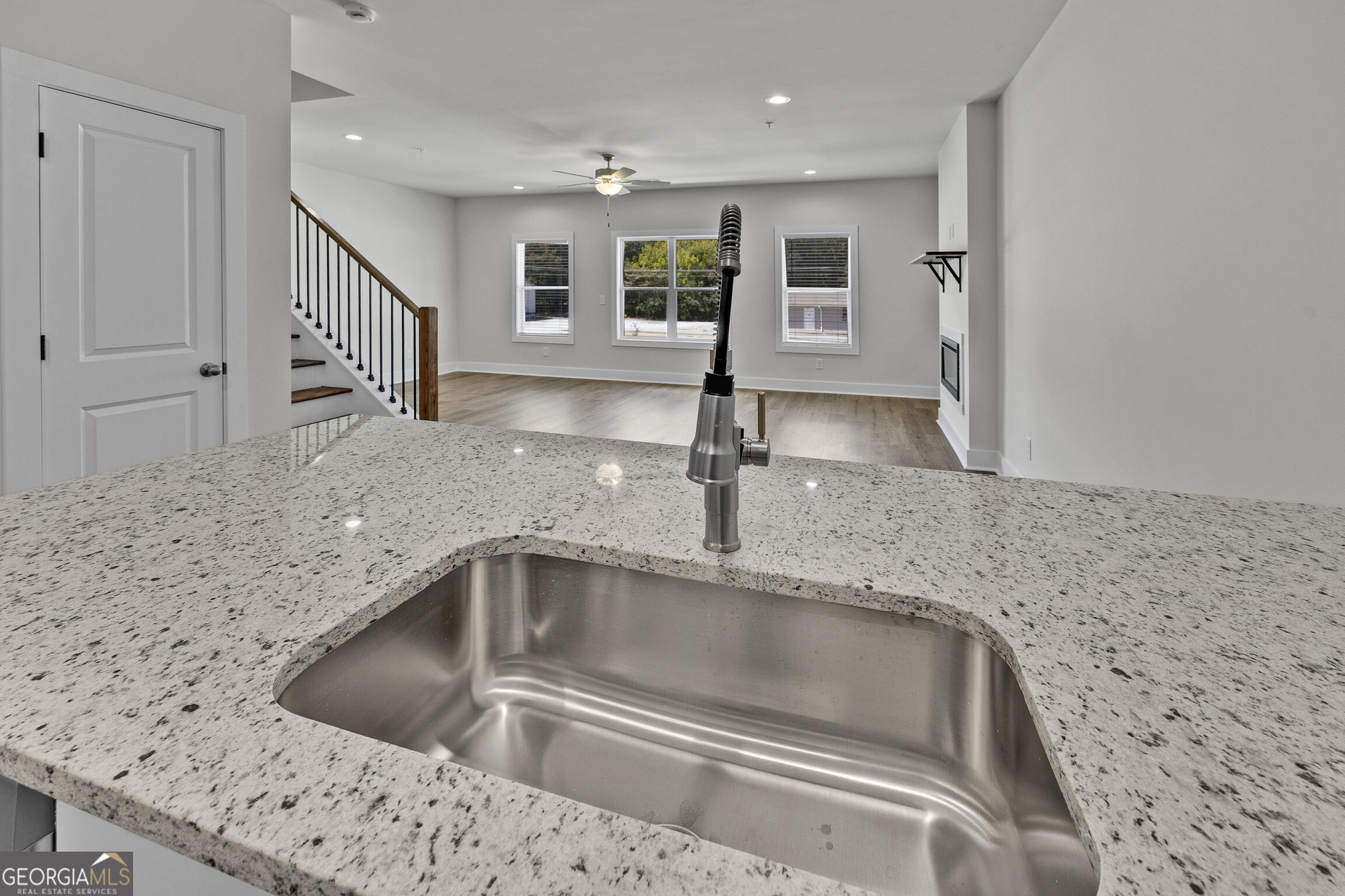 5134 Avery Street Property Photo 12