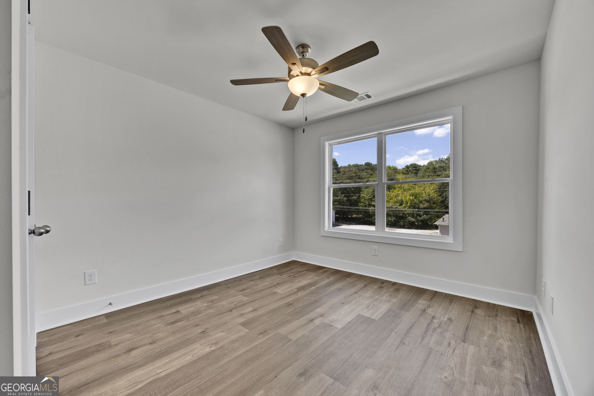 5134 Avery Street Property Photo 26