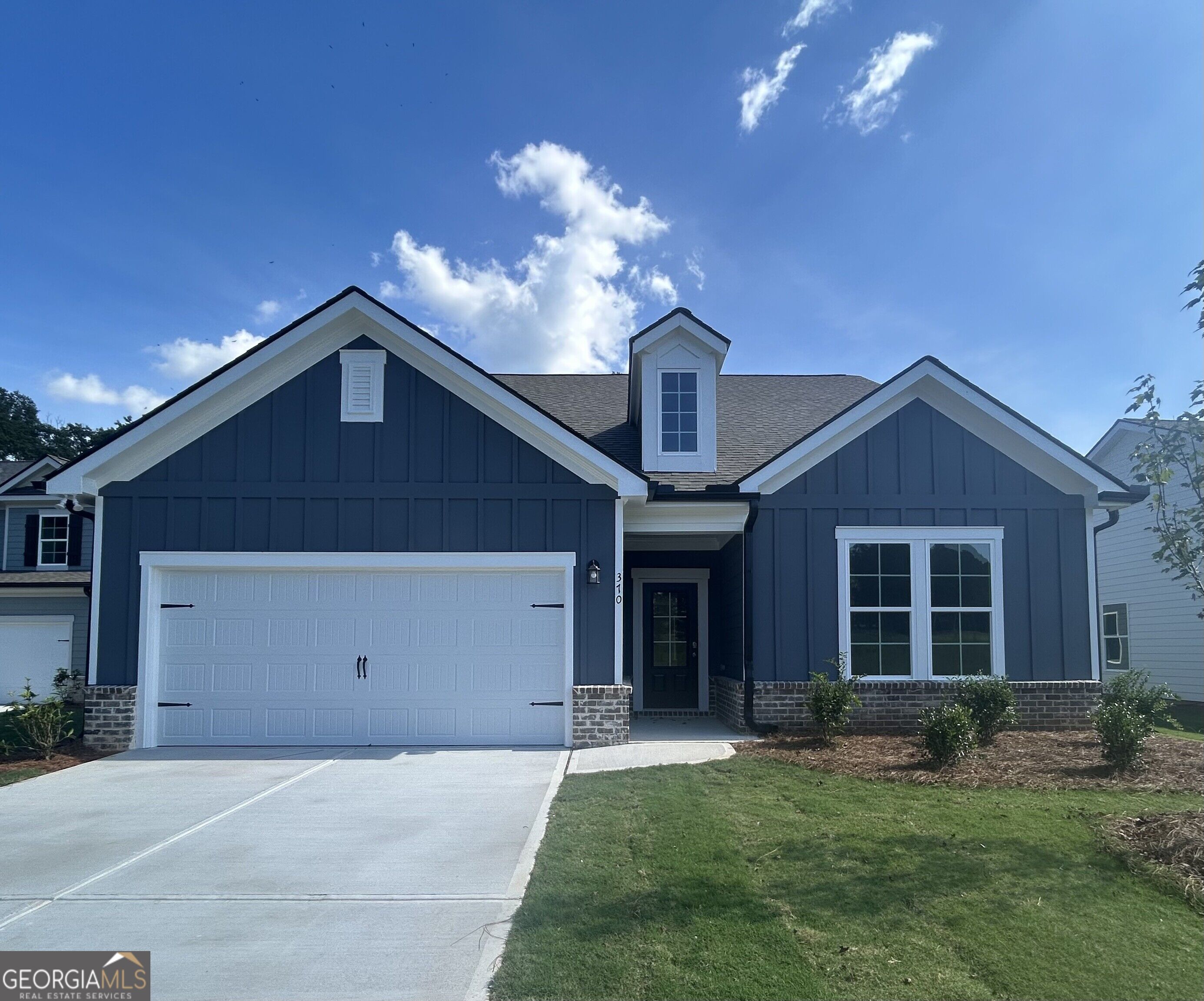 370 Crimson Feather Drive Property Photo 1