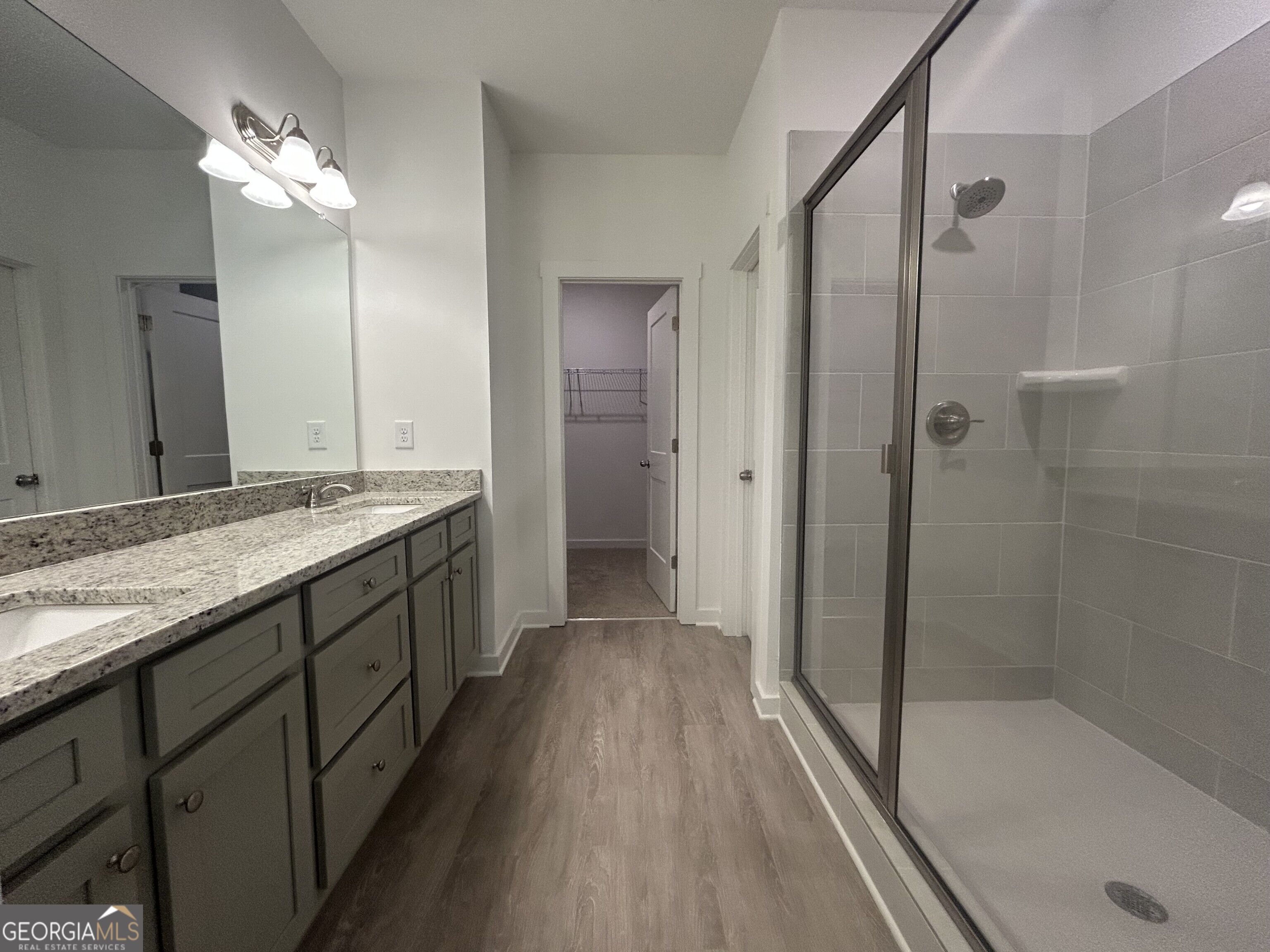 370 Crimson Feather Drive Property Photo 13