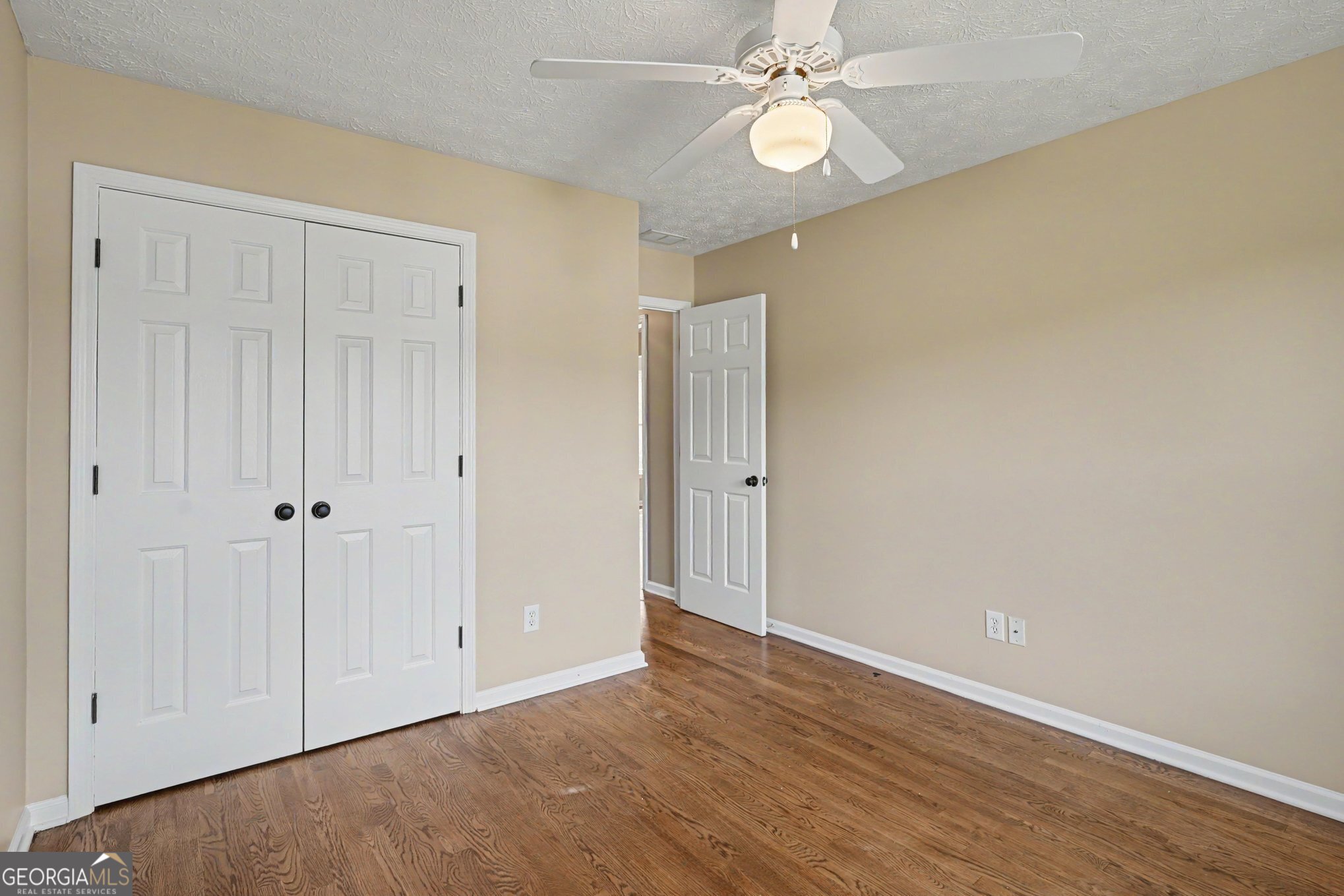 365 Oakpark Terrace Property Photo 13