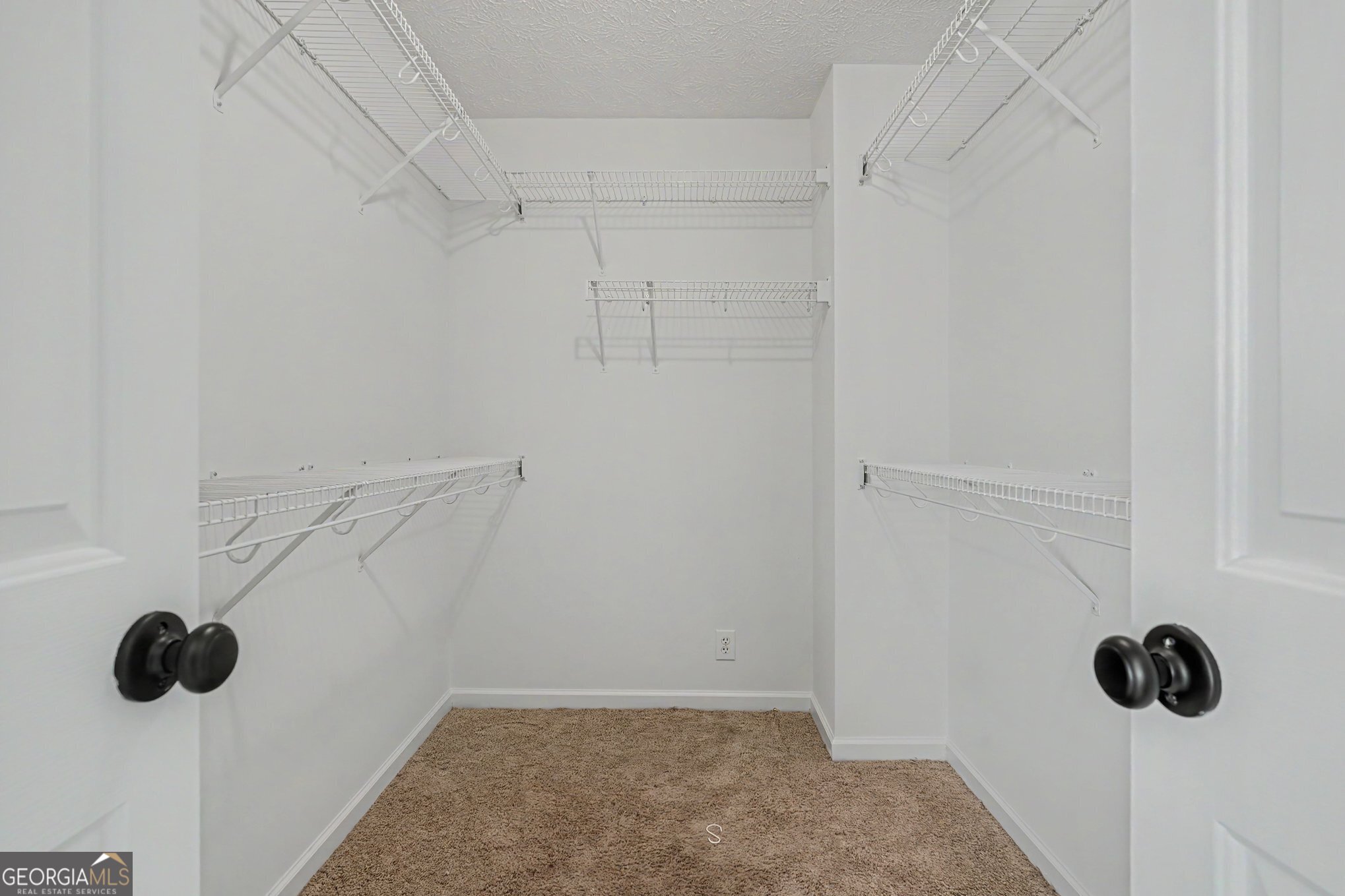 365 Oakpark Terrace Property Photo 20