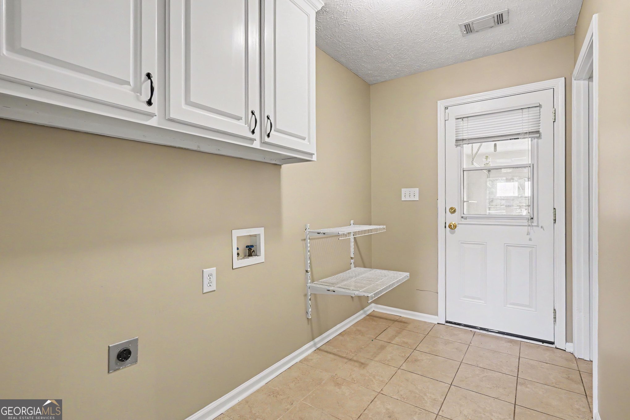 365 Oakpark Terrace Property Photo 31
