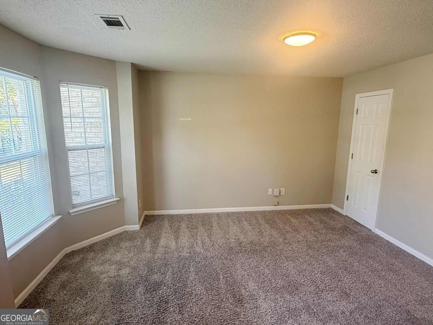 7130 Jumpers Trail Property Photo 6