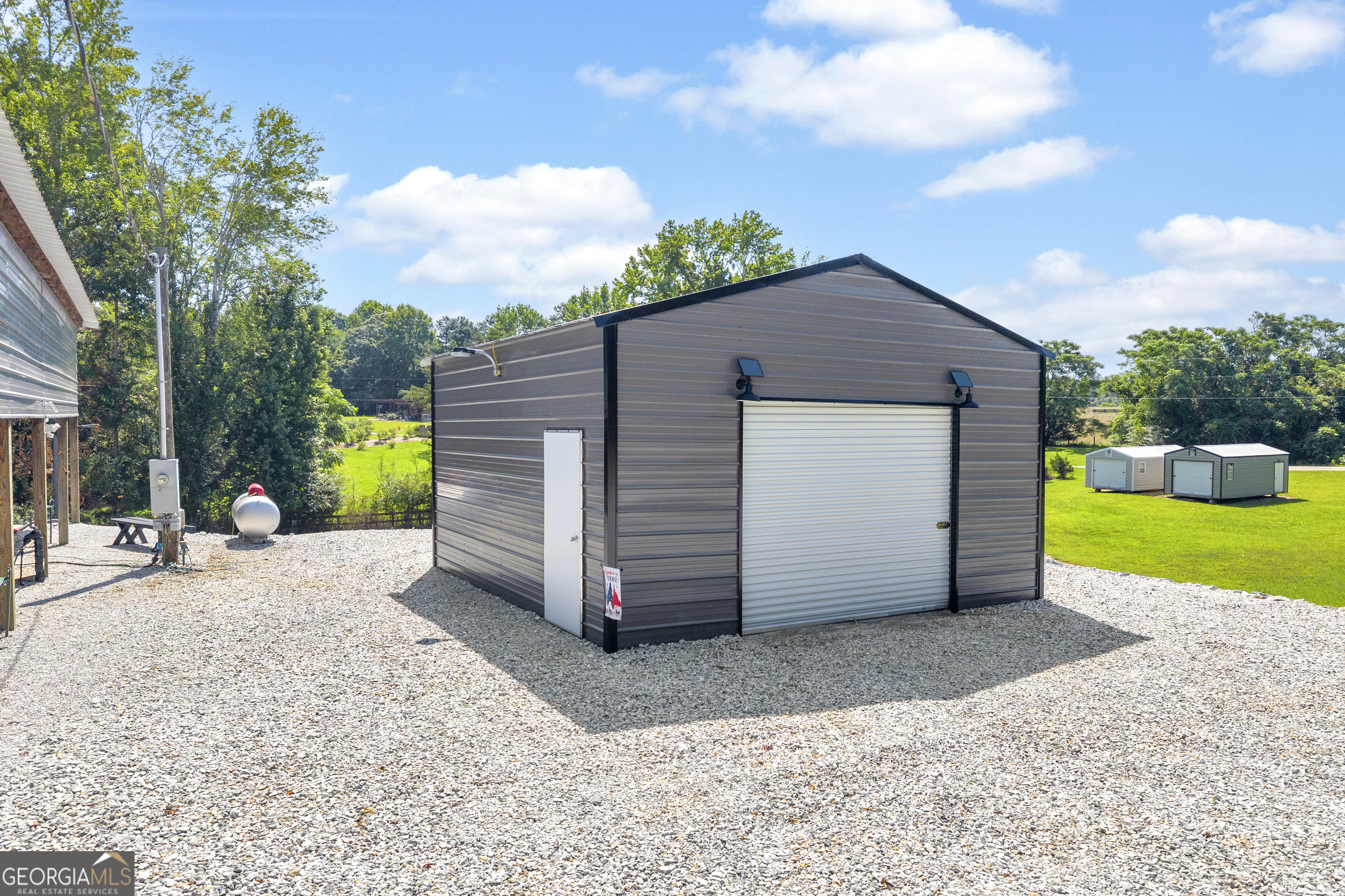 15 Teasley Cove Property Photo 3