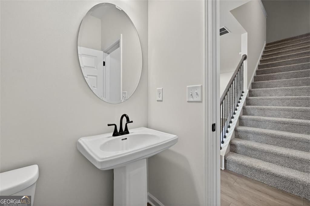1070 Elowen Drive # 101 Property Photo 14