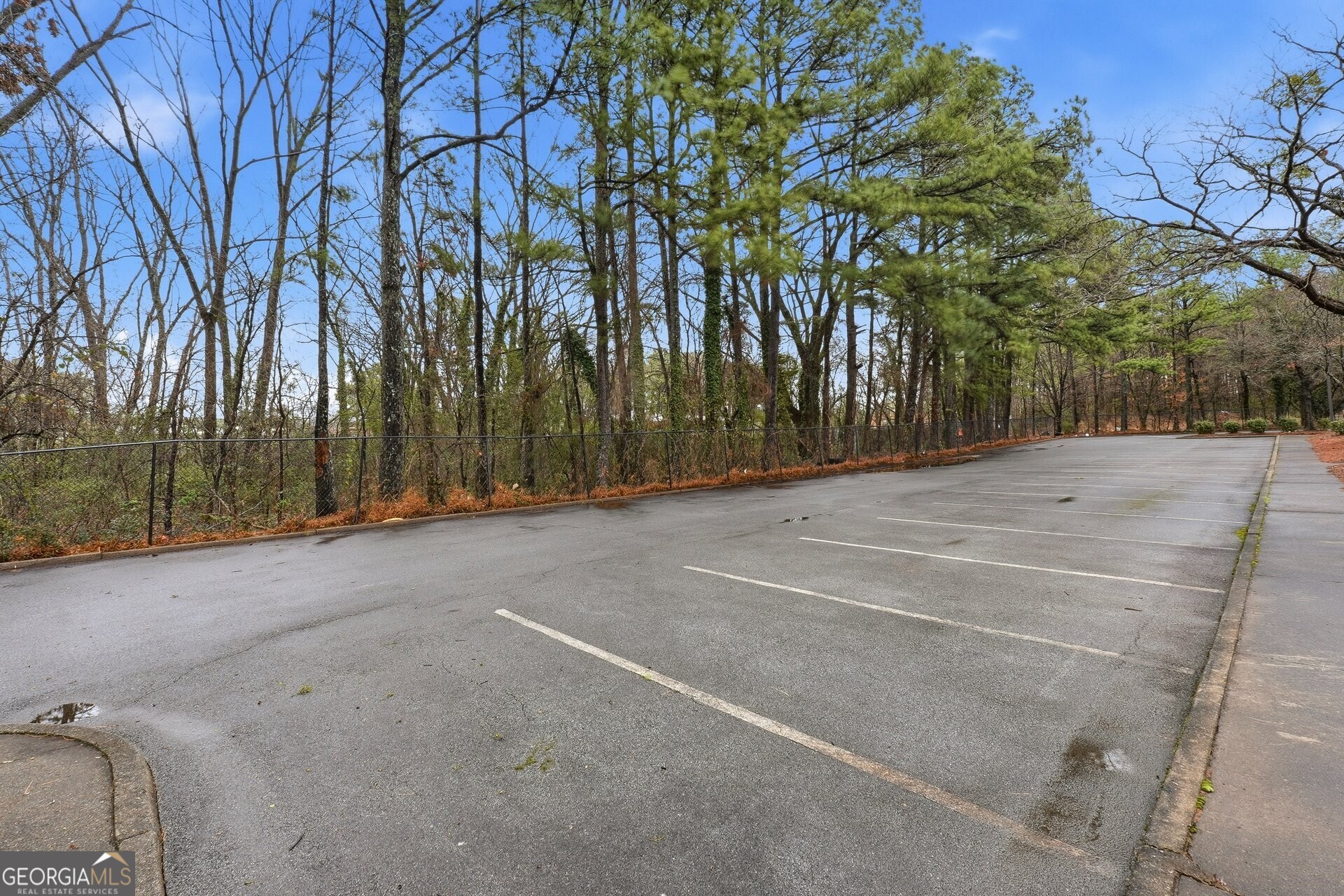 3800 Browns Mill Road Se Property Photo 35