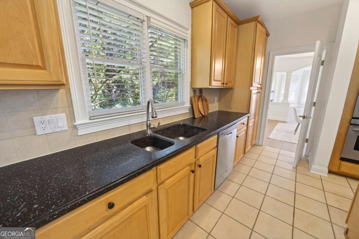 2274 Norbury Drive Se Property Photo 23