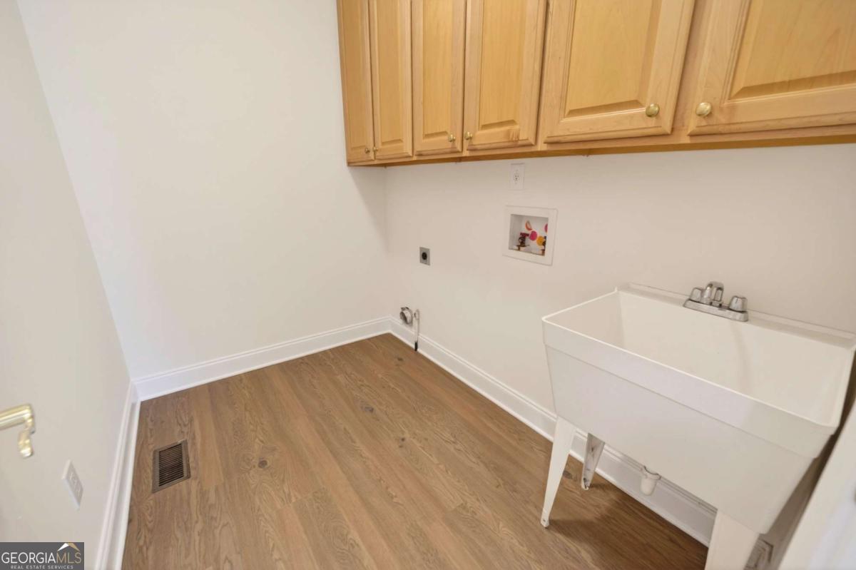 2274 Norbury Drive Se Property Photo 33