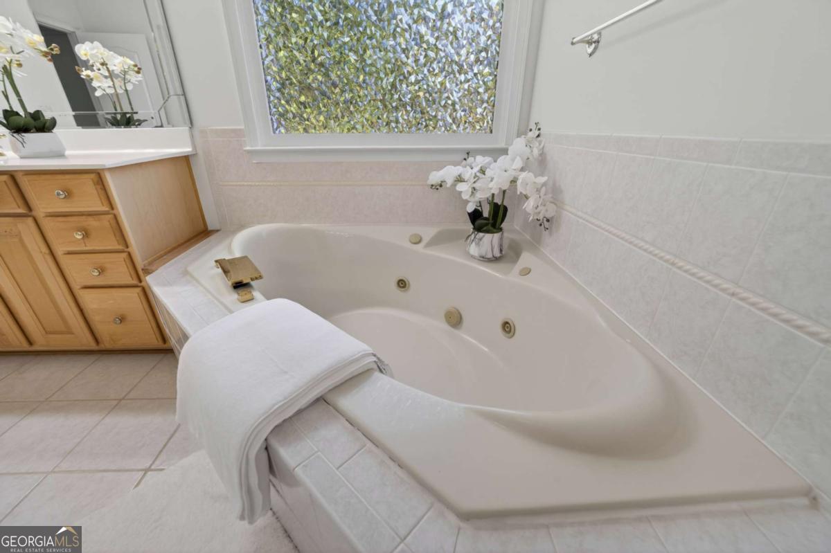 2274 Norbury Drive Se Property Photo 49