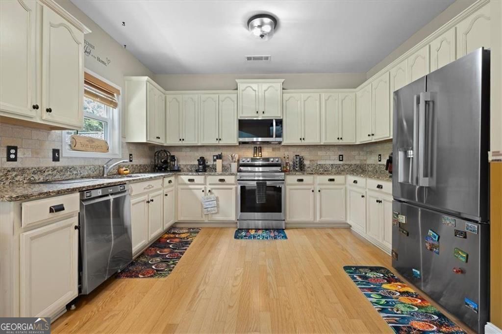 4155 Wild Country Court Property Photo 11