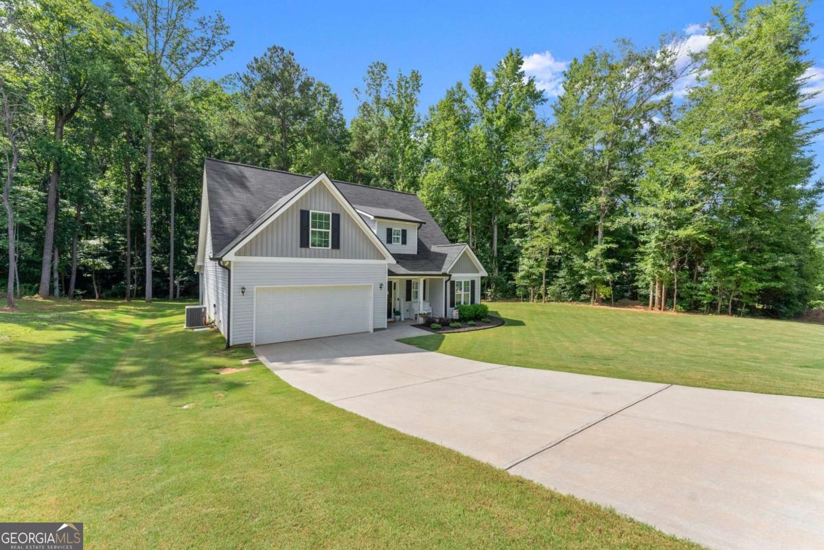121 Mountain Creek Drive Property Photo 1