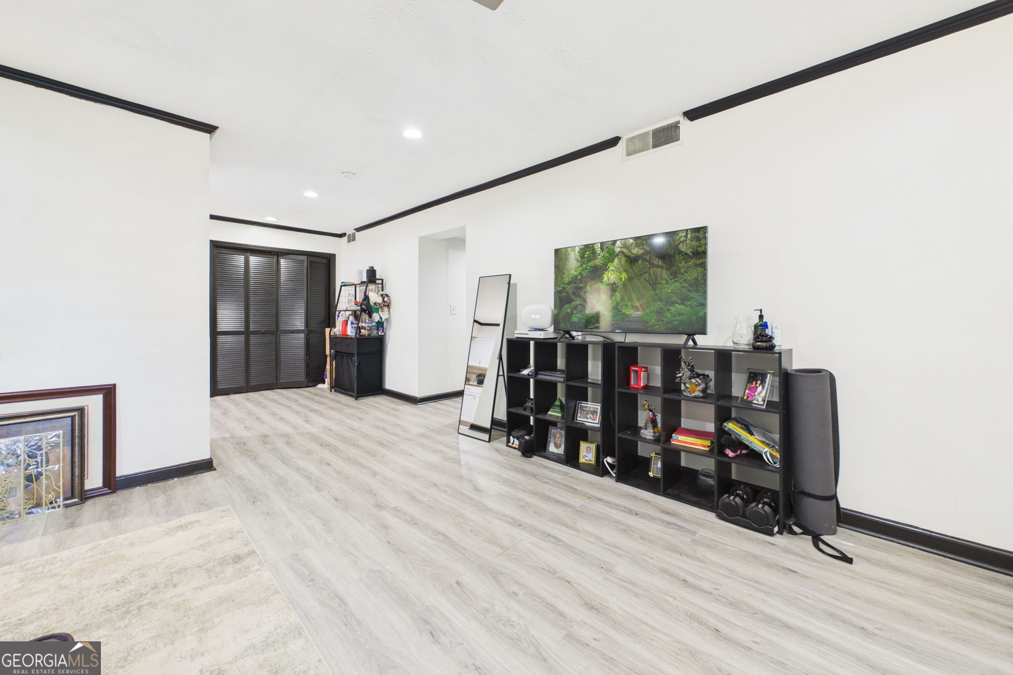 3101 Colonial Way # O Property Photo 8