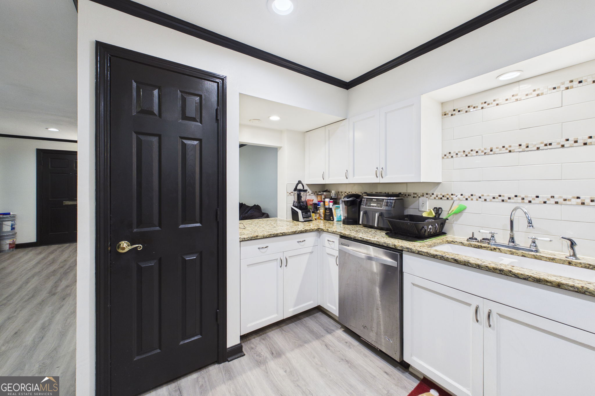 3101 Colonial Way # O Property Photo 11