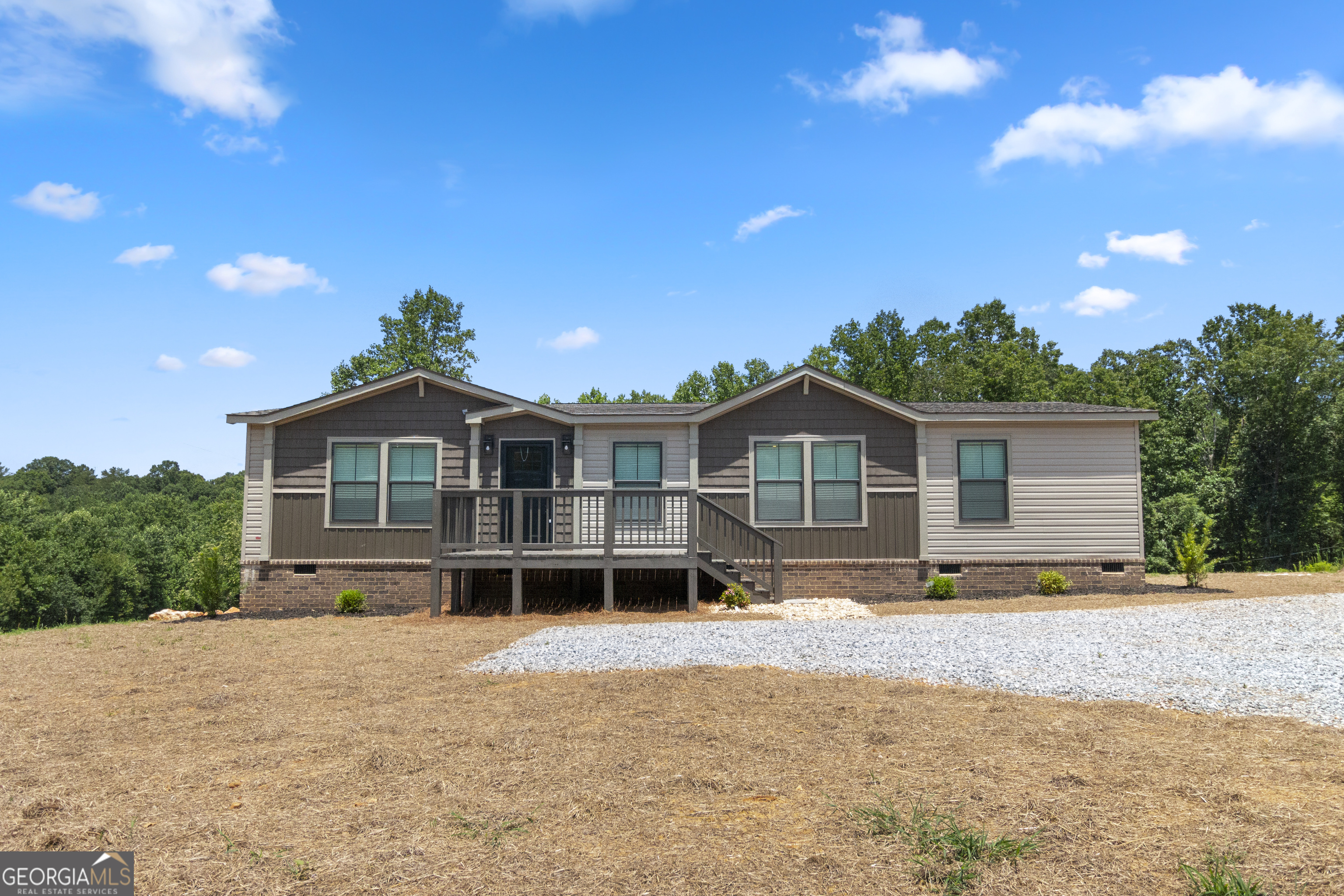 654 Robertson Loop Road Property Photo 1