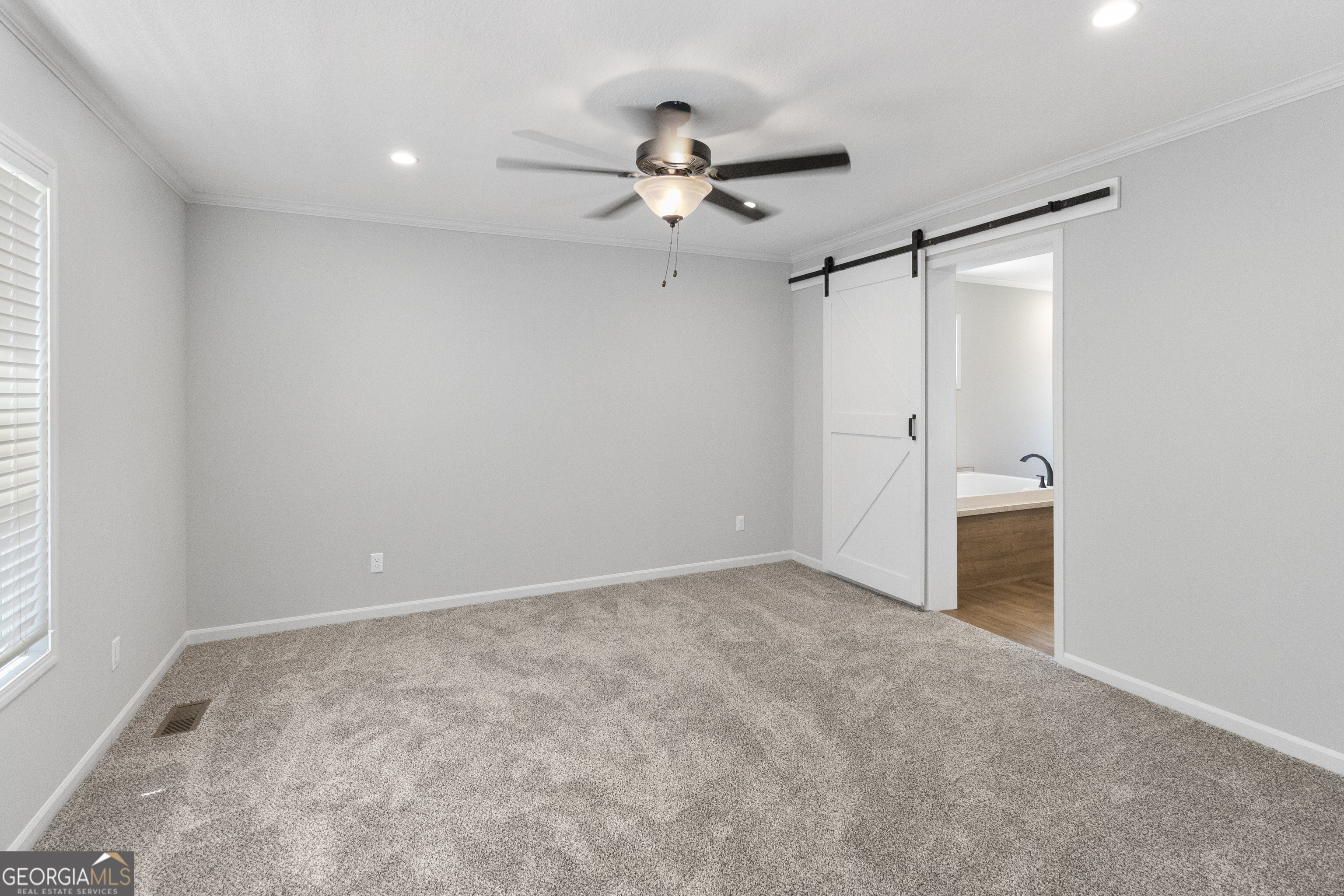 654 Robertson Loop Road Property Photo 12