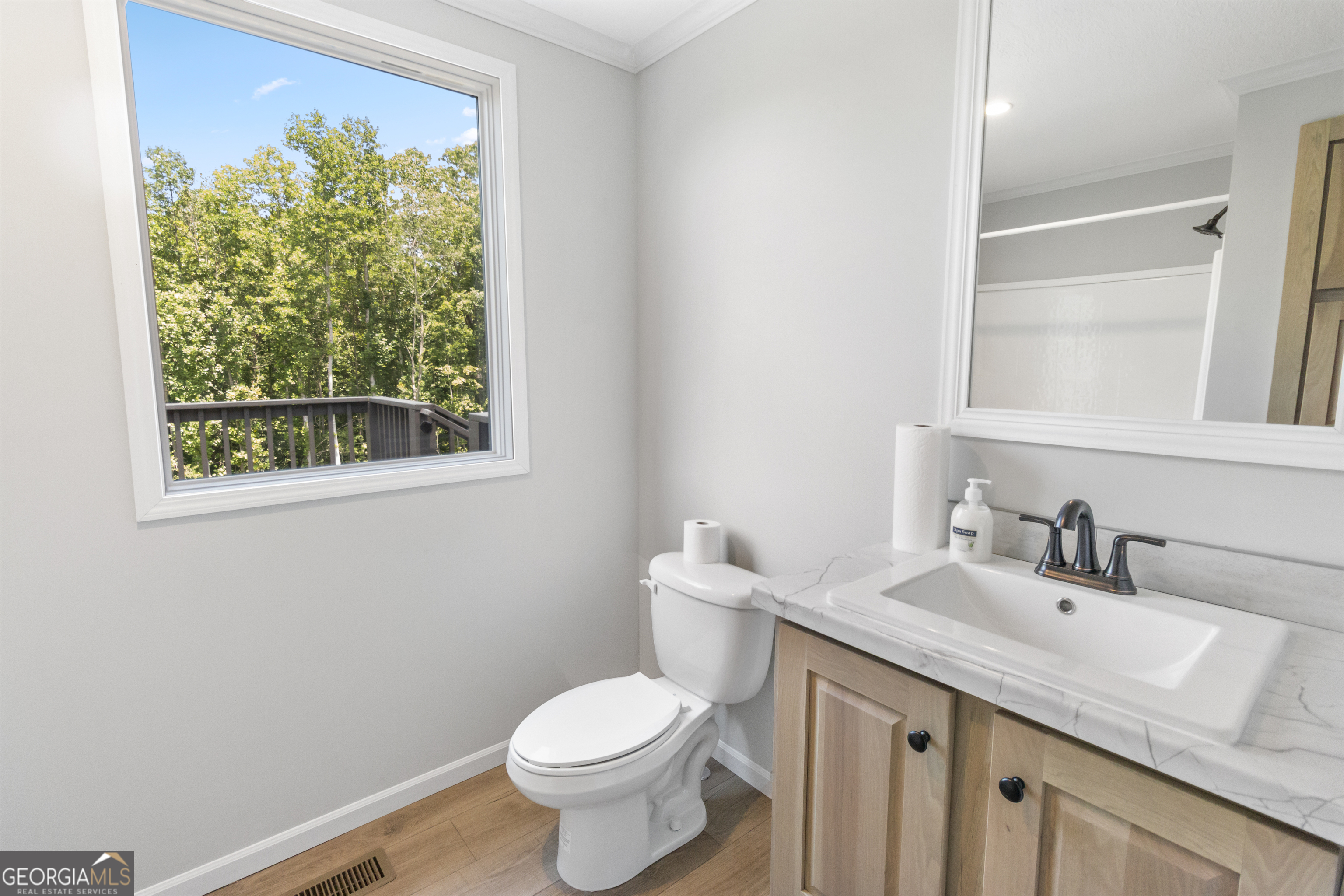654 Robertson Loop Road Property Photo 22