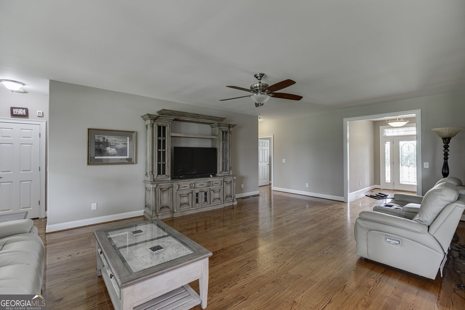 563 Martin Road Property Photo 8