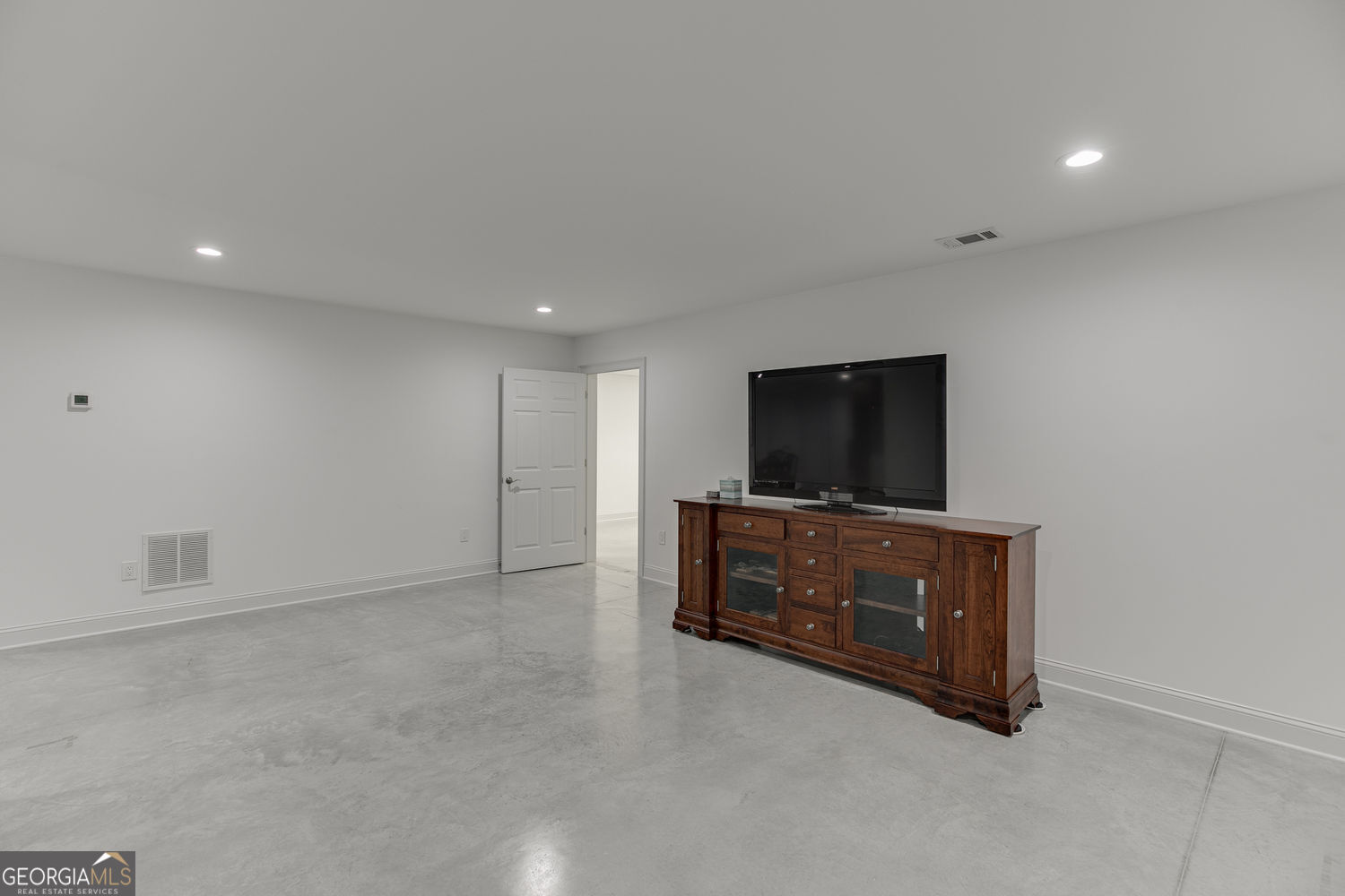 563 Martin Road Property Photo 42