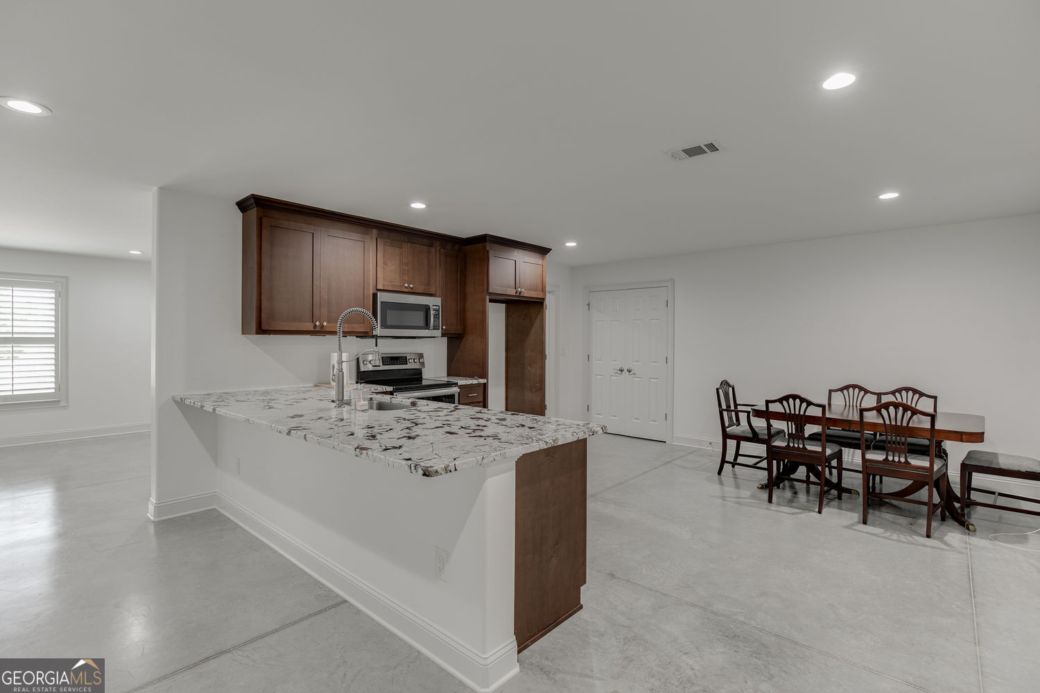 563 Martin Road Property Photo 44