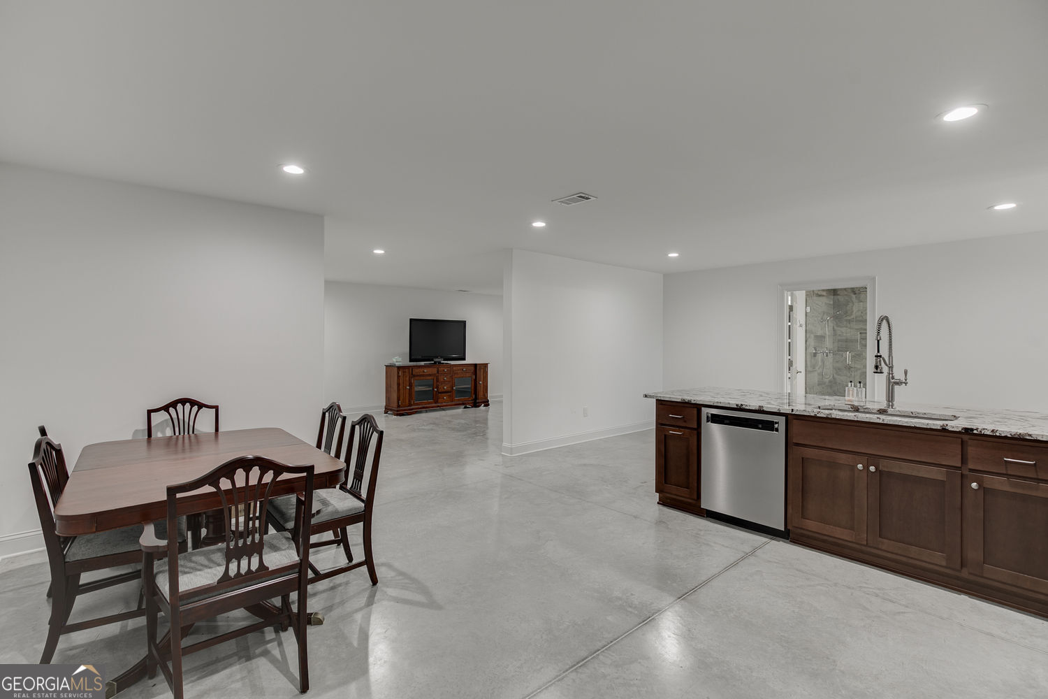 563 Martin Road Property Photo 47