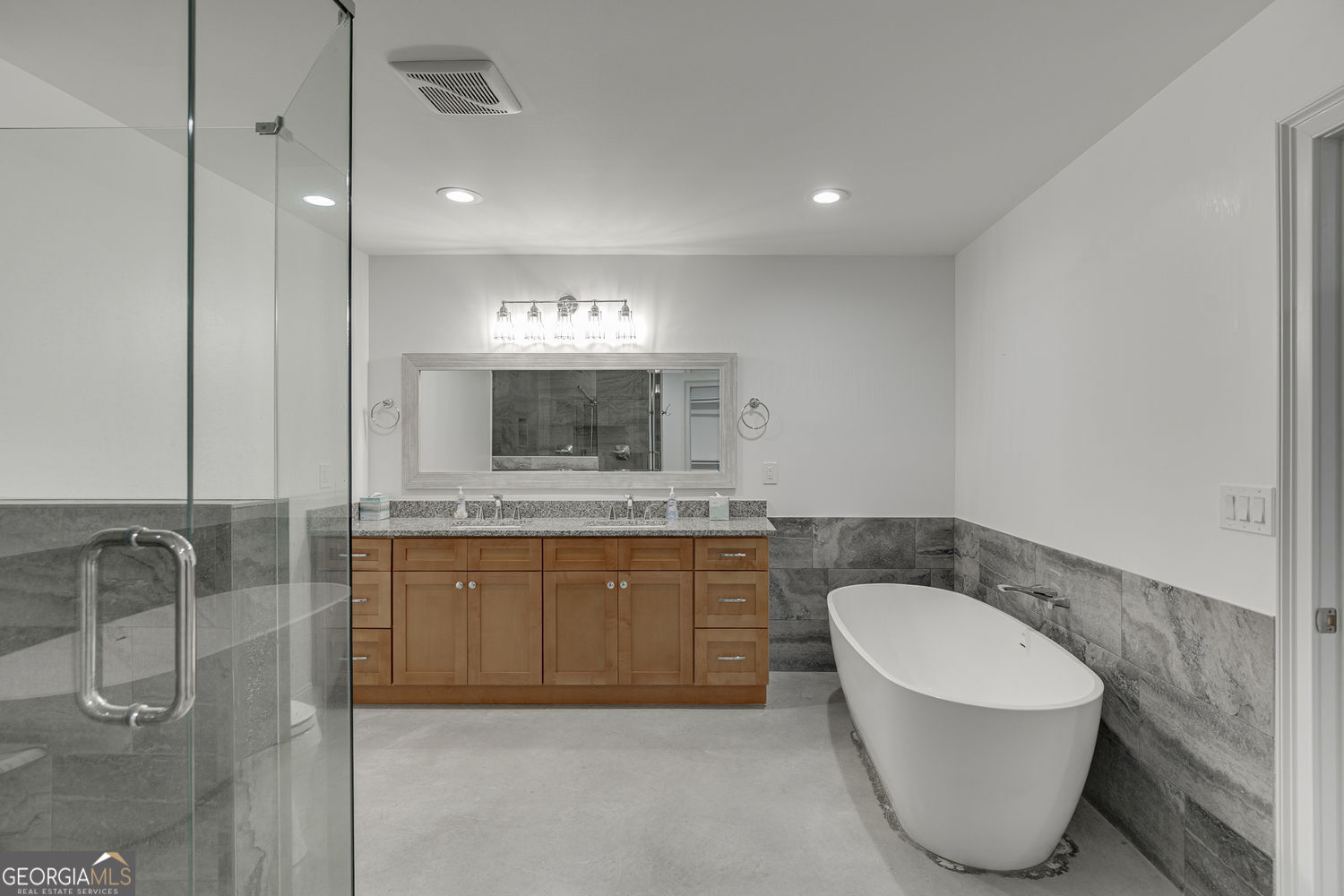 563 Martin Road Property Photo 49