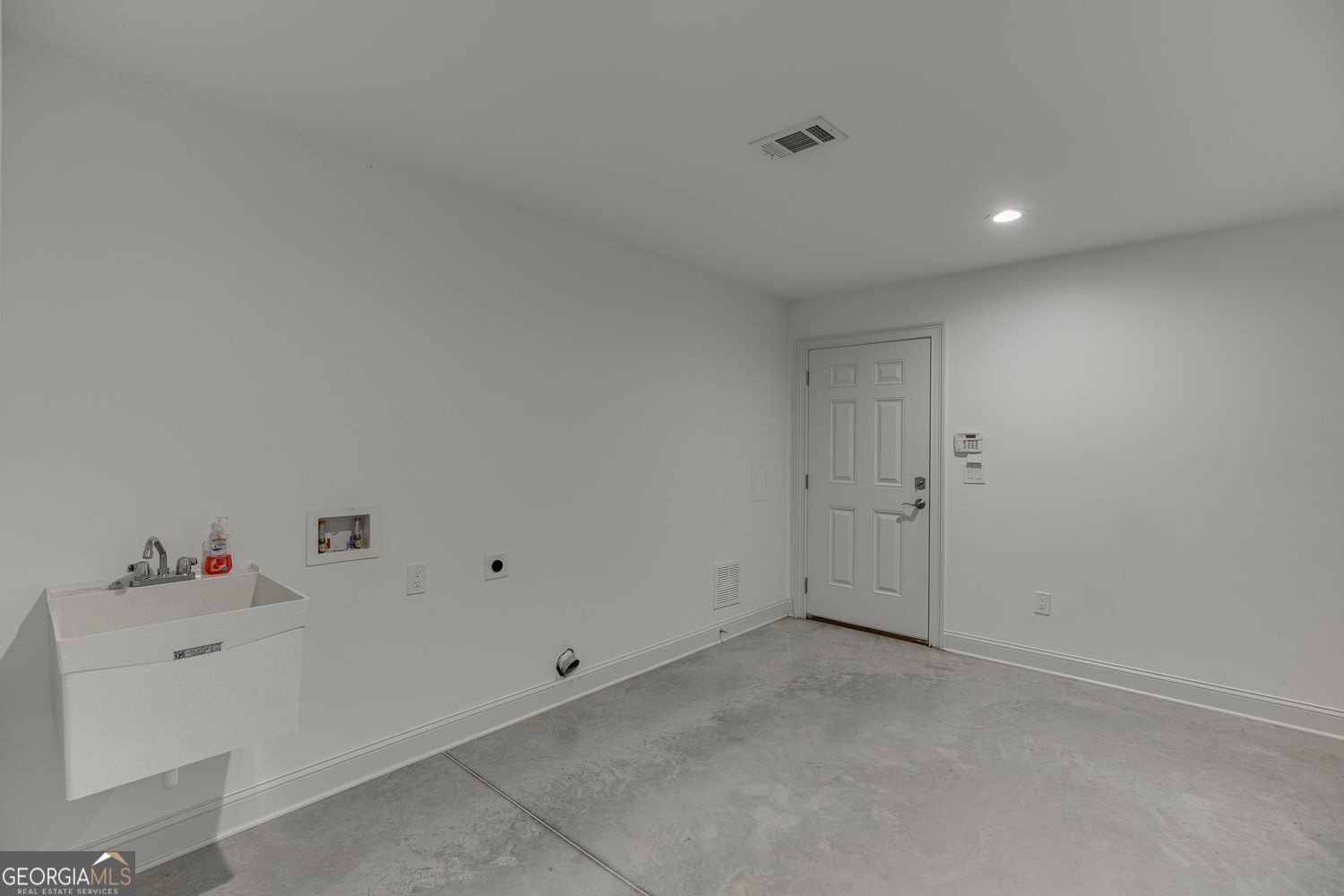 563 Martin Road Property Photo 55