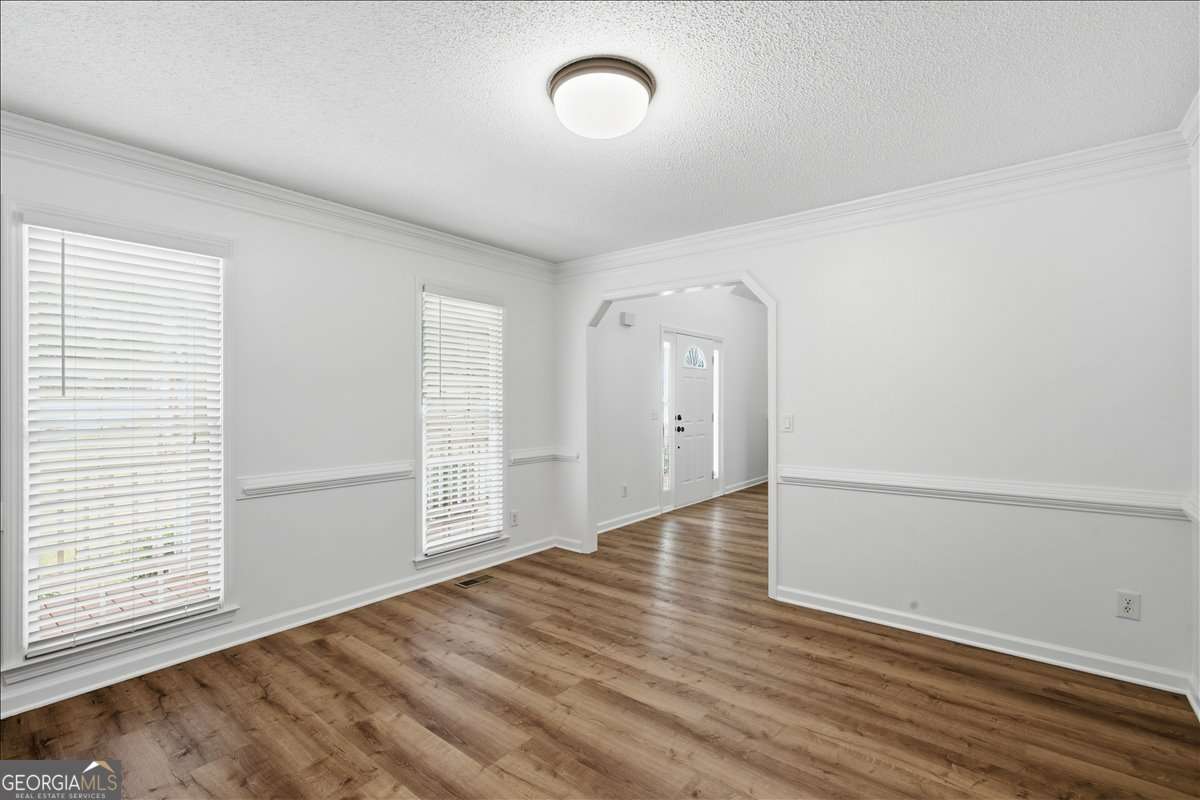 923 Whitby Drive Property Photo 8