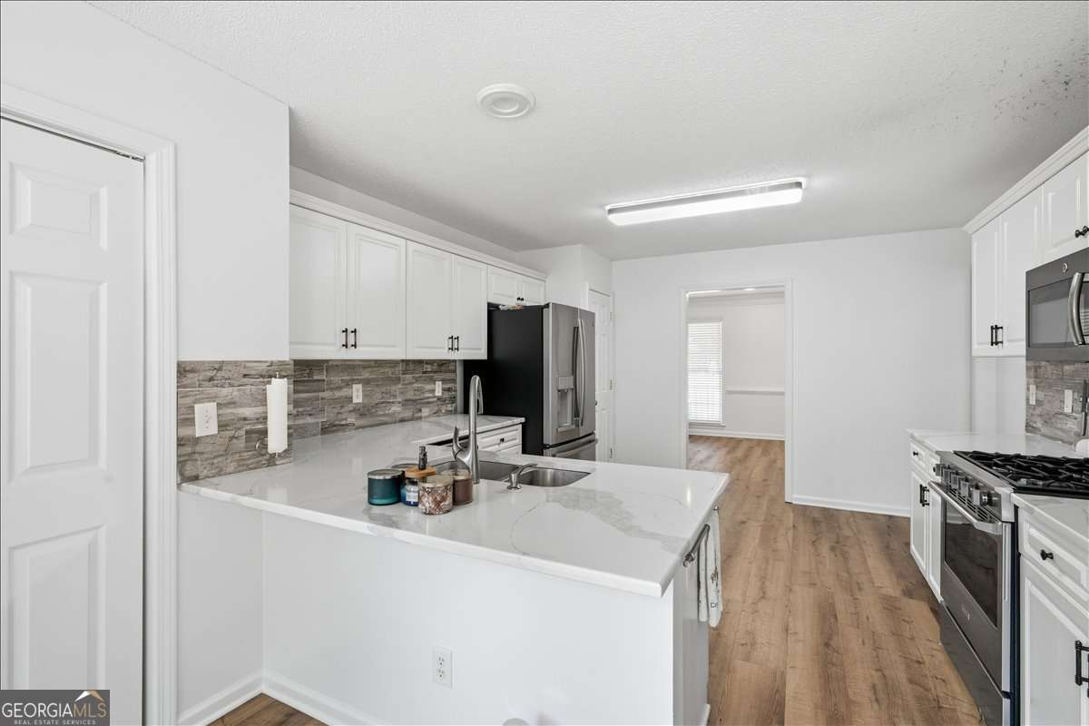 923 Whitby Drive Property Photo 19