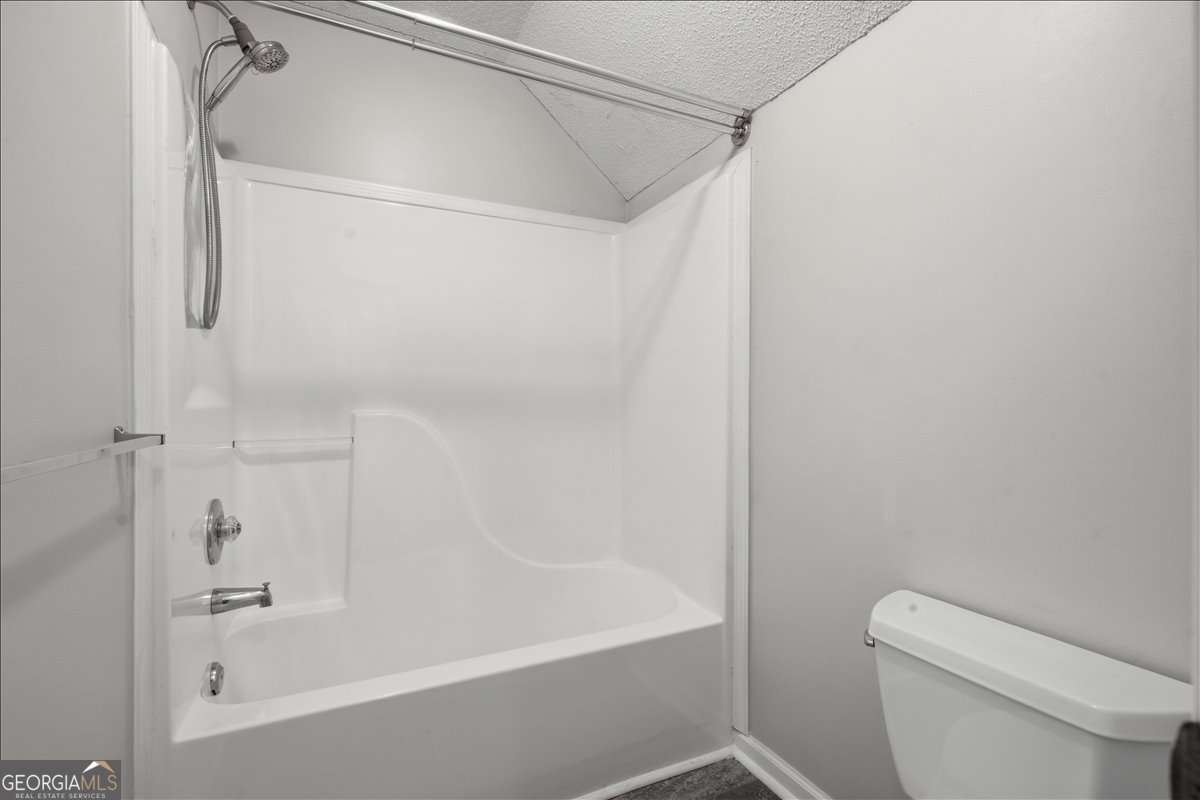 923 Whitby Drive Property Photo 23