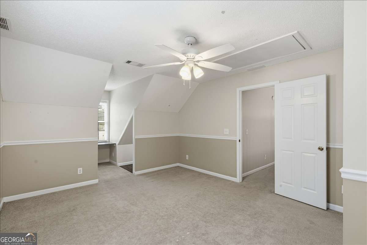 923 Whitby Drive Property Photo 25