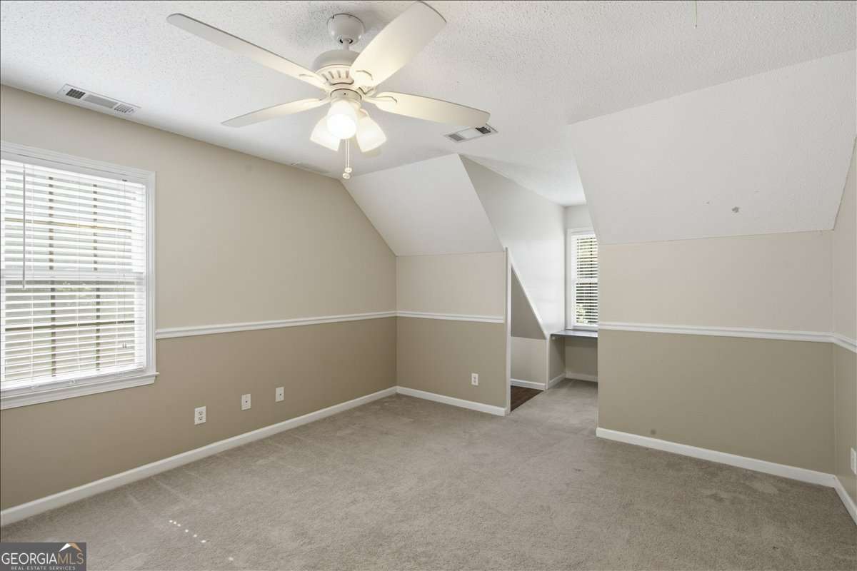 923 Whitby Drive Property Photo 26