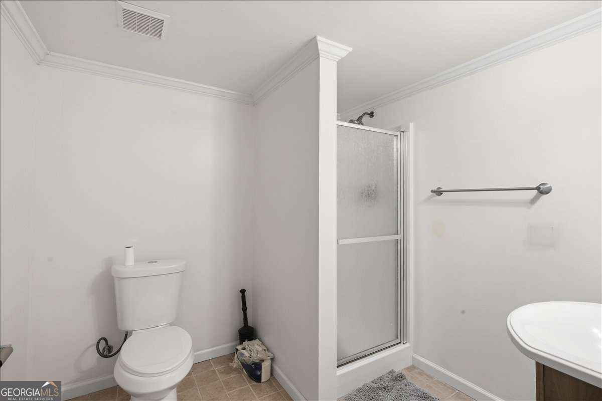923 Whitby Drive Property Photo 39