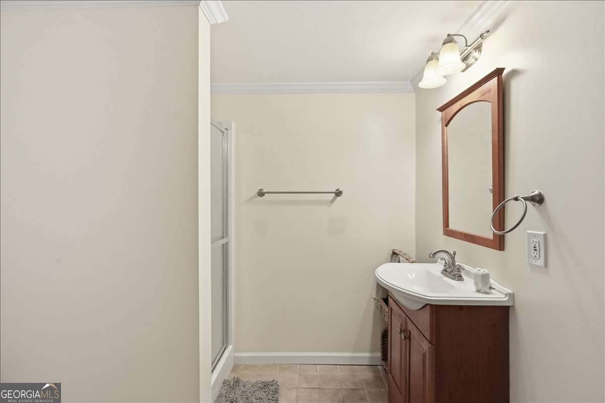 923 Whitby Drive Property Photo 40