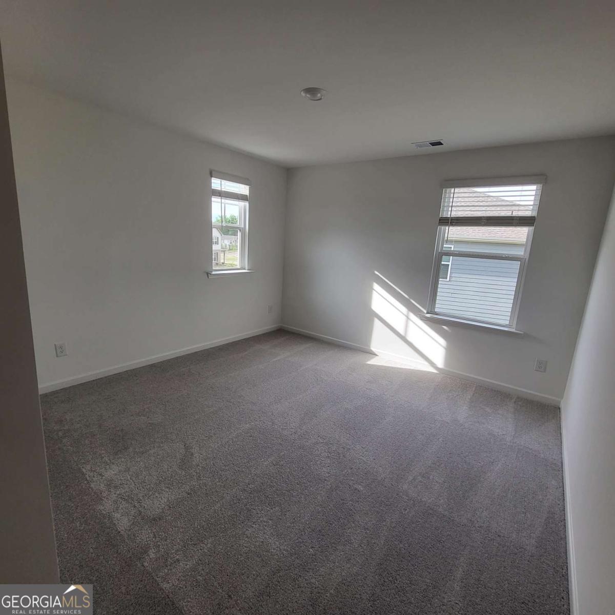 448 Golden Eagle Parkway Property Photo 13