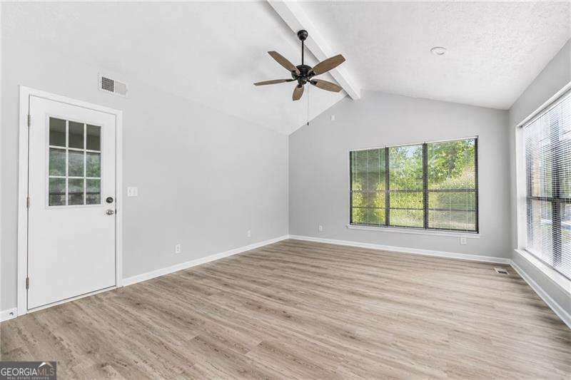 1910 Mack Road Property Photo 16