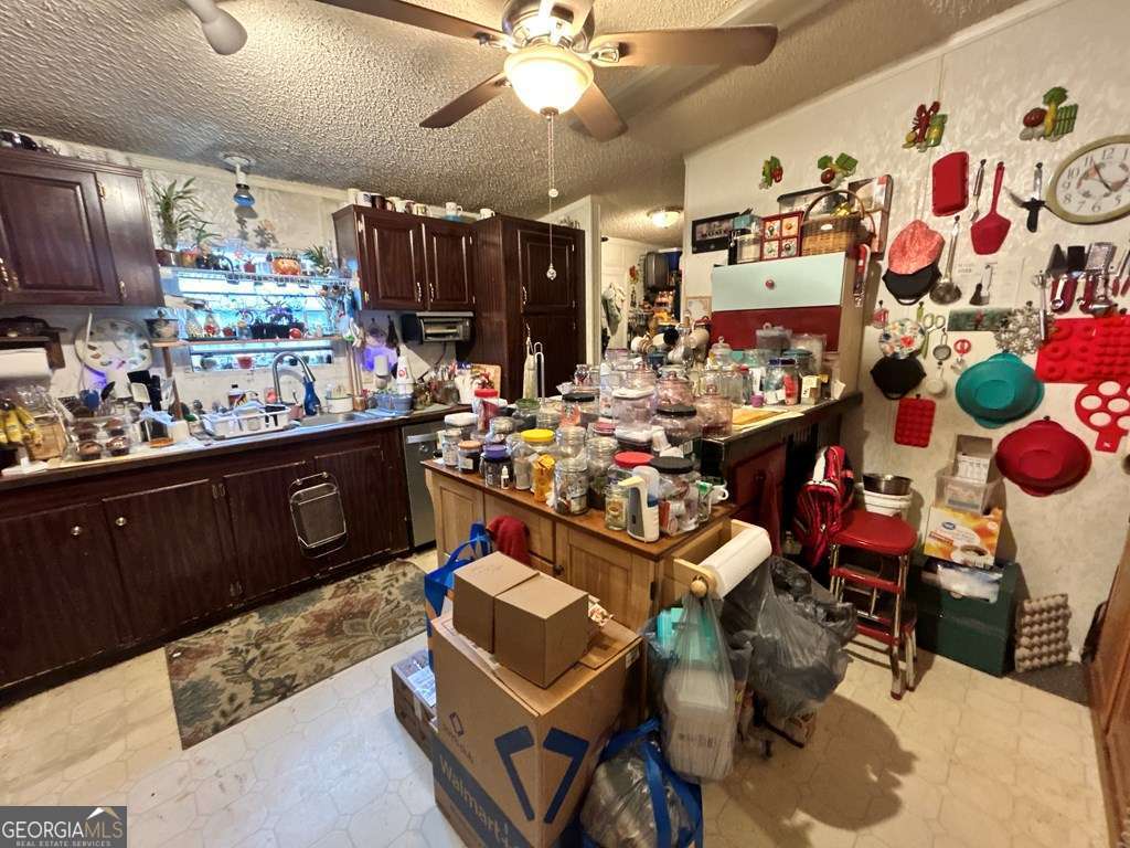 1428 Gleaton Road Property Photo 6