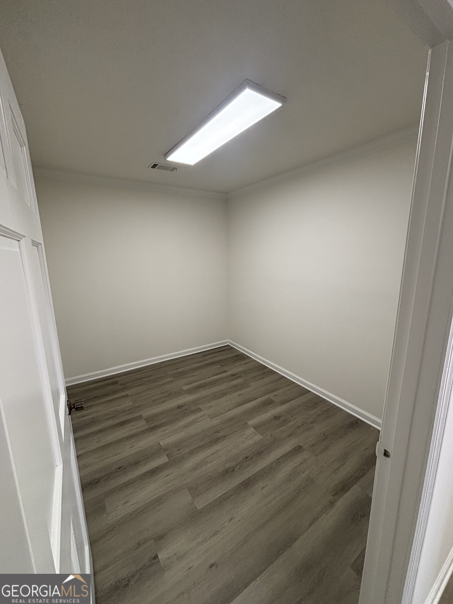 2066 Watson Boulevard # 1 Property Photo 8