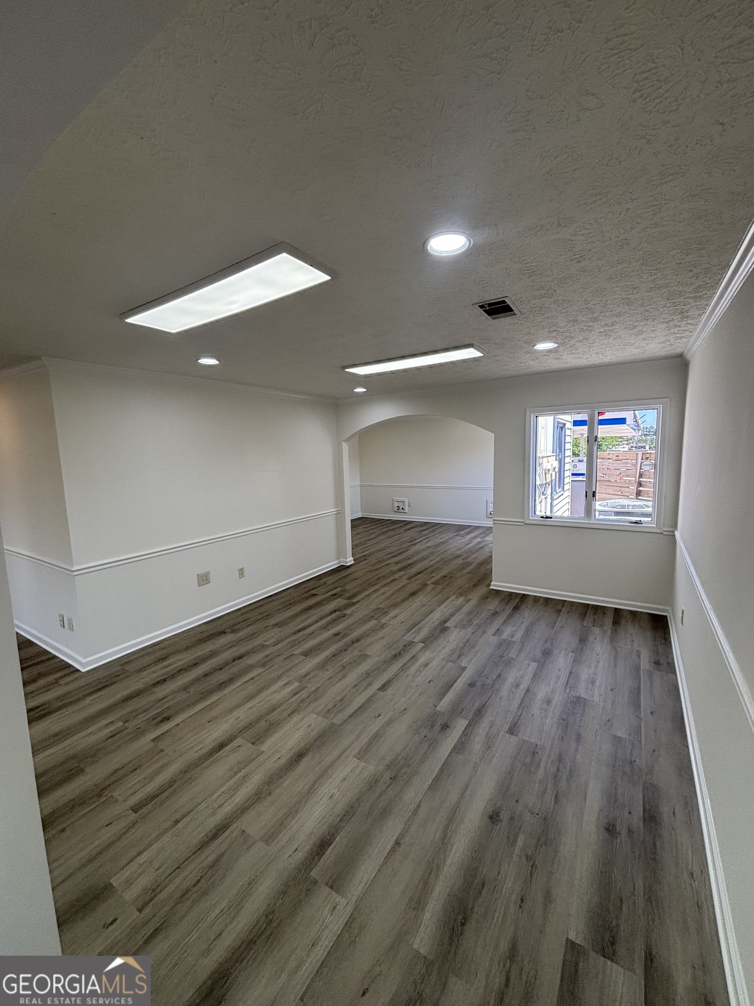 2066 Watson Boulevard # 1 Property Photo 9
