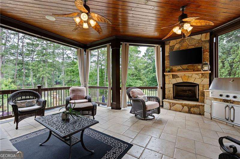 1255 Waterfall Lane Nw Property Photo 34