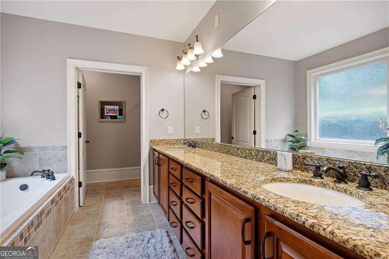 1255 Waterfall Lane Nw Property Photo 86
