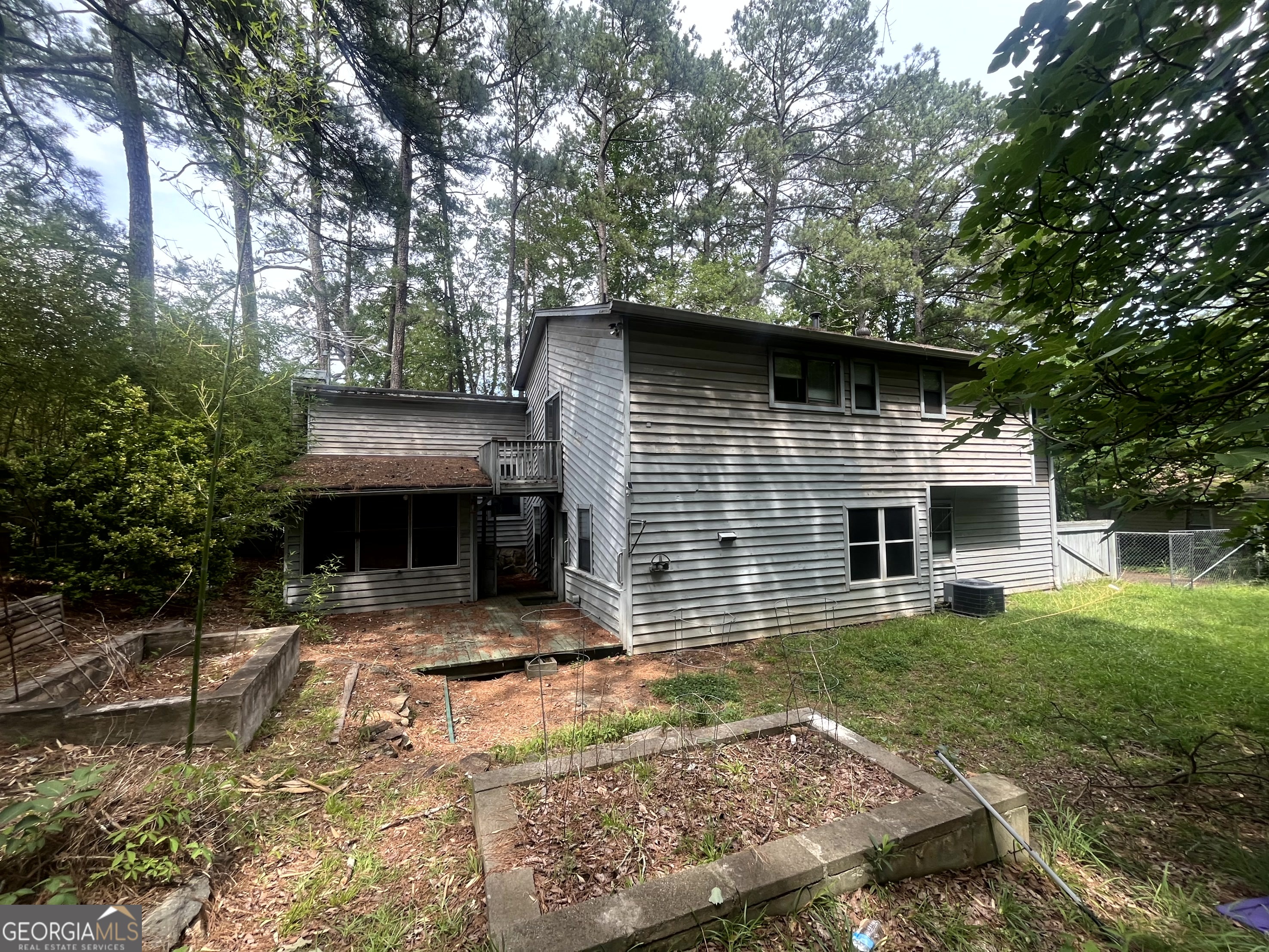 6717 Live Oak Lane Property Photo 1