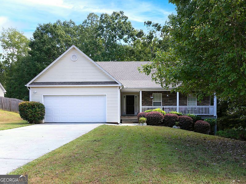 55 Dearing Woods Bend Property Photo 1