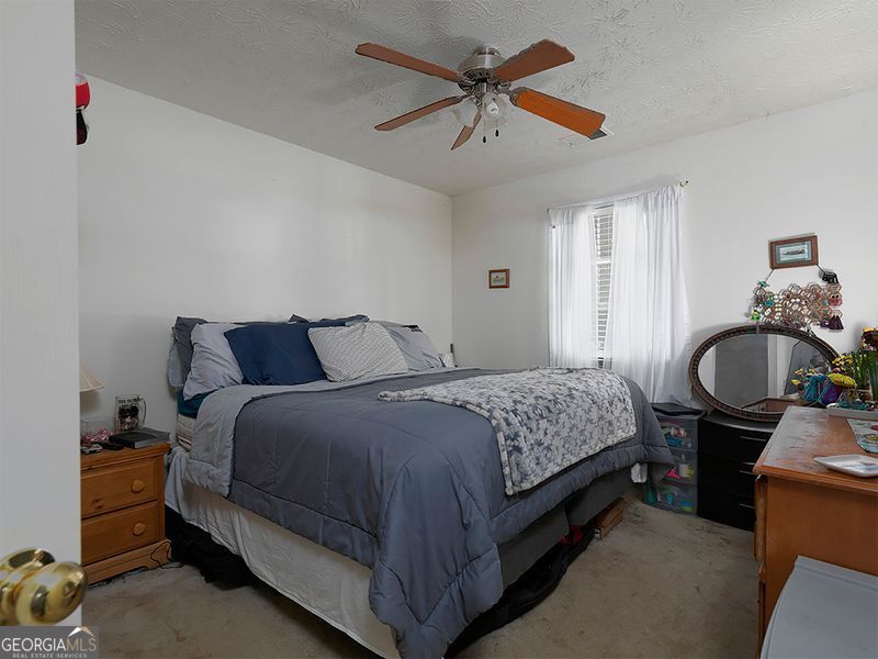 55 Dearing Woods Bend Property Photo 17