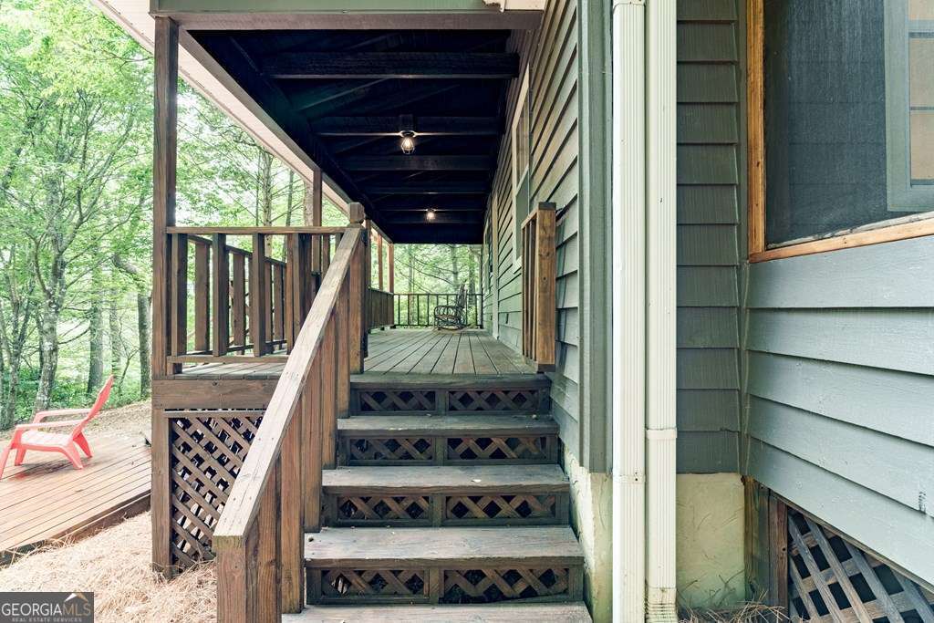 169 Autumn Lane Property Photo 5