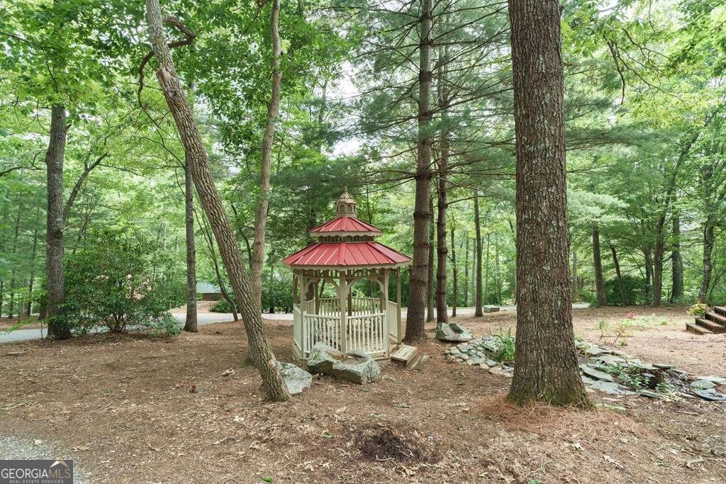 169 Autumn Lane Property Photo 7