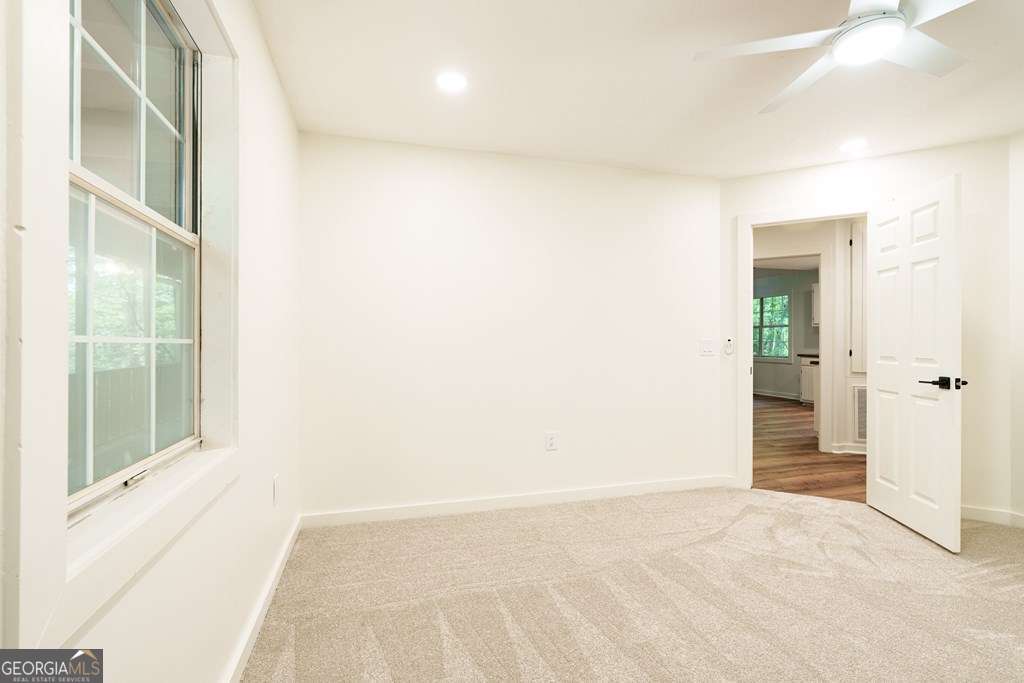 169 Autumn Lane Property Photo 30