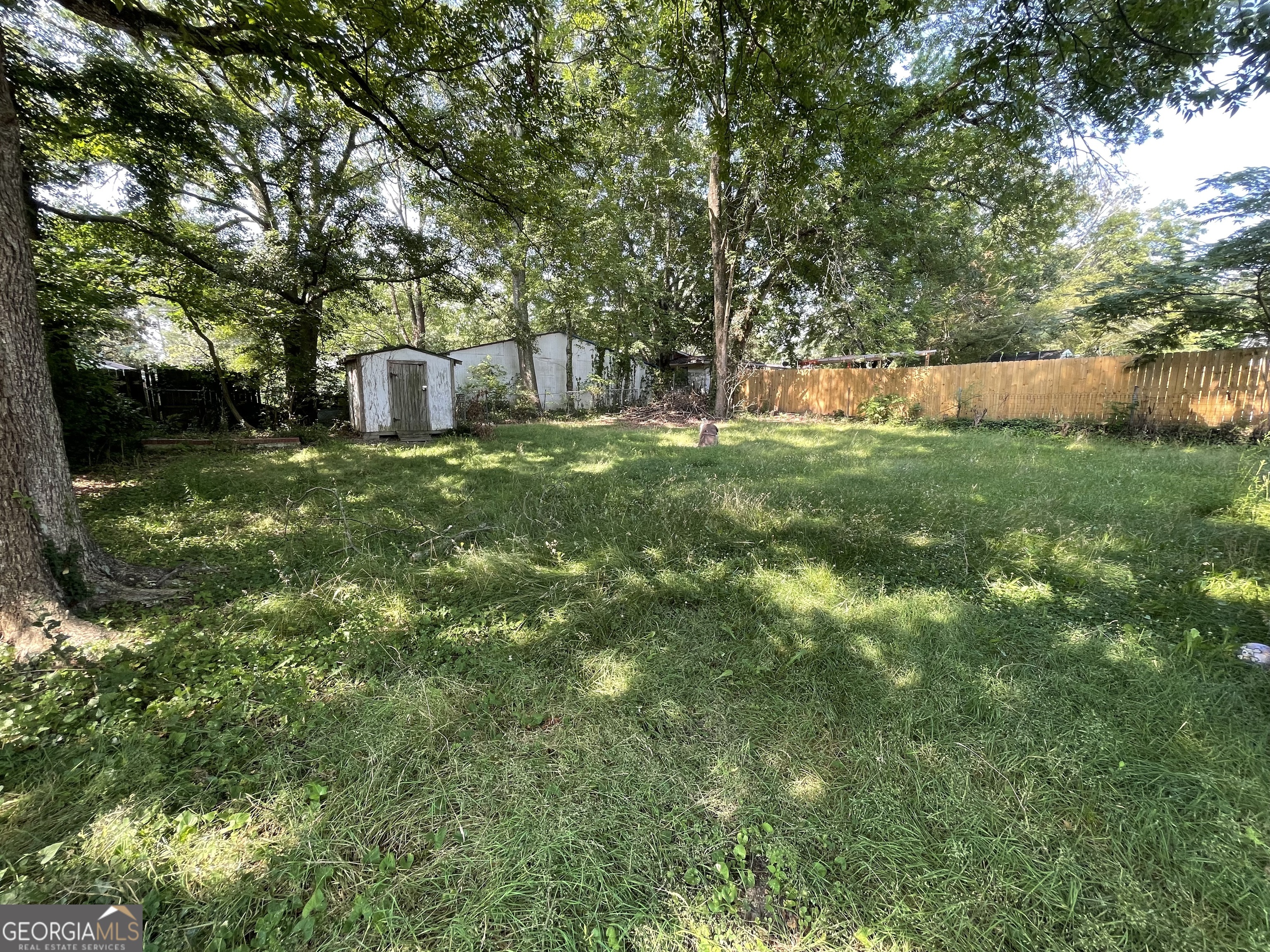 486 Denham Street Property Photo 10