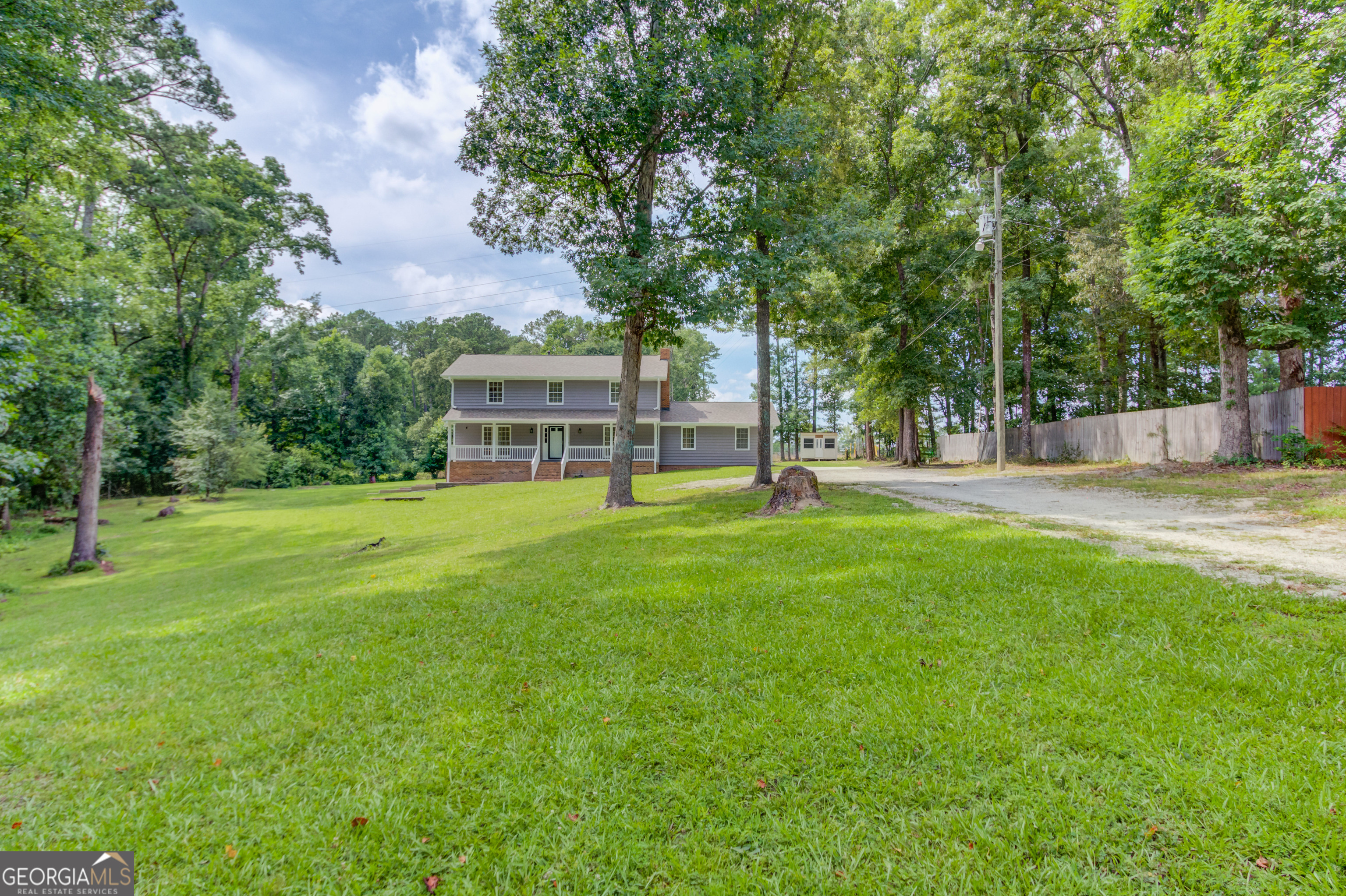 355 Brand Road Sw Property Photo 1