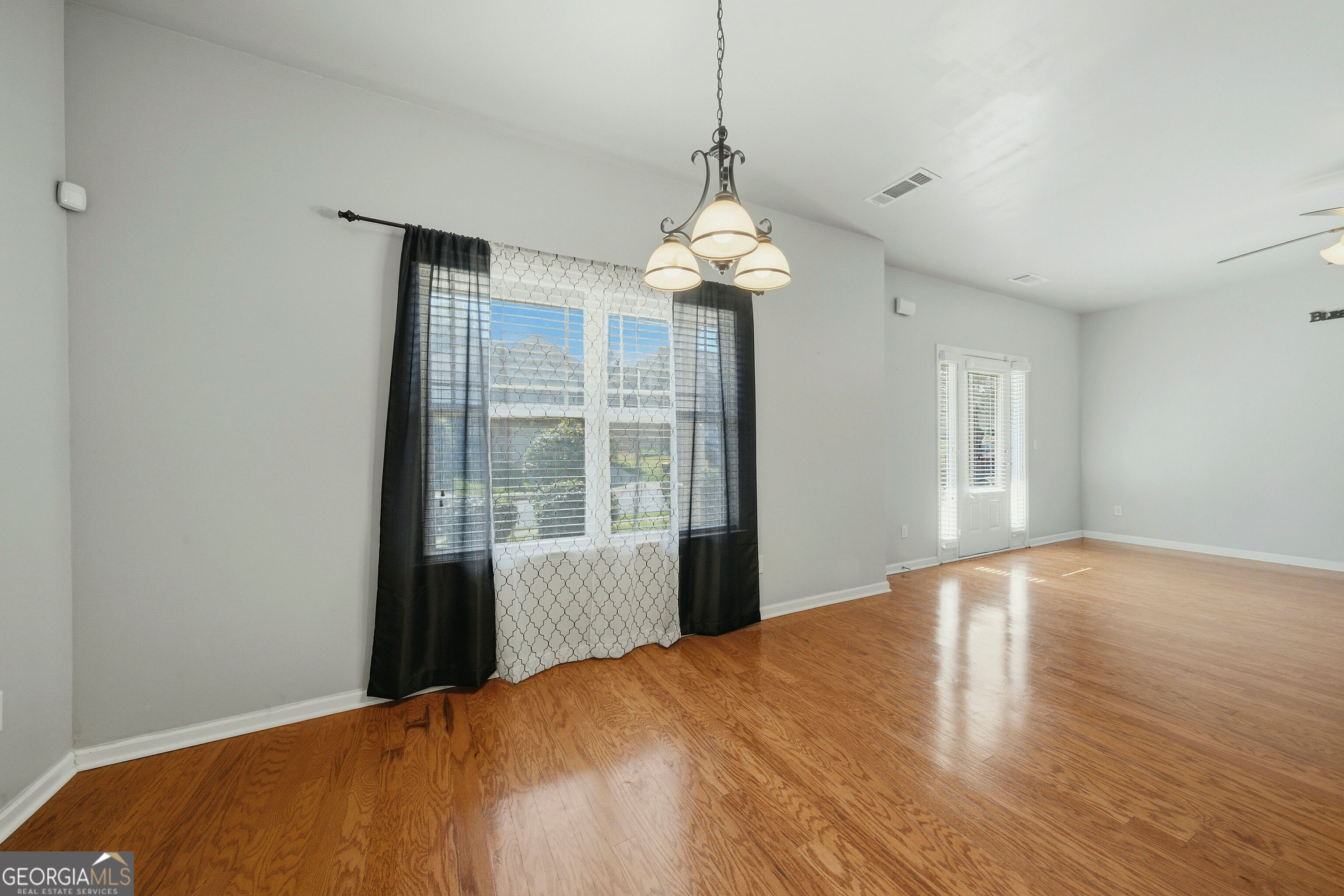 9 Matador Way Property Photo 10